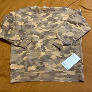 Lululemon perfectly oversized crew